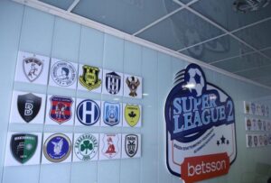 EΠΙΤΕΛΟΥΣ! Τηλεοπτικά όλα τα παιχνίδια της Super League 2