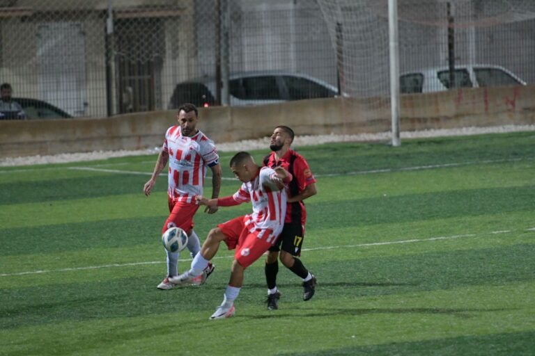 Α’ ΕΠΣΑ: ”Ερυθρόλευκος” σίφουνας και στο Αίγιο, καθάρισε στην επανάληψη το Πάτραι
