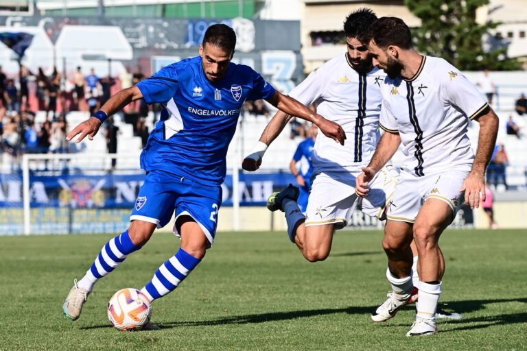 Superleague 2: Ντέρμπι κορυφής στη Νίκαια, ανοίγει η αυλαία στο Αιγάλεω – Το πρόγραμμα της 8ης αγωνιστικής