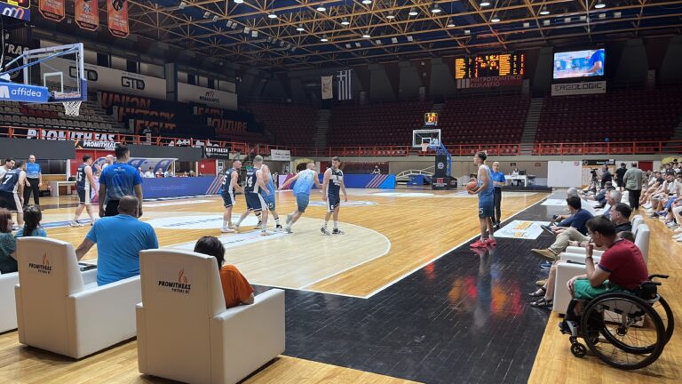 Κατέκτησαν πανάξια το Κύπελλο τα Αραχωβίτικα σε τελικό – γιορτή