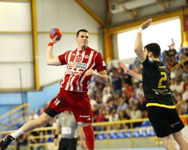 Δυσκολεύτηκε αρκετά αλλά έκανε το 2-1 ο Ολυμπιακός στην παράταση