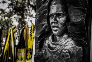 ORIGINAL 21: Η Θύρα 21 μετονομάζεται σε «Μιχάλης Κατσούρης»