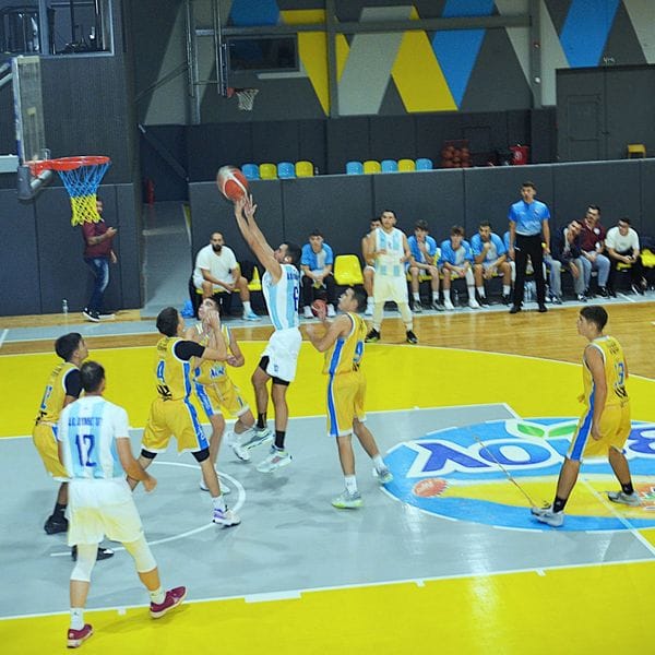 ”Τούρμπο” η Δύμη, έκανε το 3×3 με φοβερή εμφάνιση στην ”Αποθήκη”