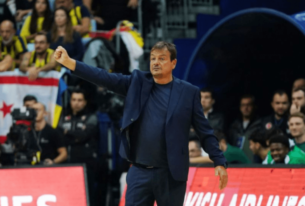 Αταμάν: «Παίξαμε τέλειο μπάσκετ για τρία δεκάλεπτα – Ηγέτης μετά ο Σλούκας»