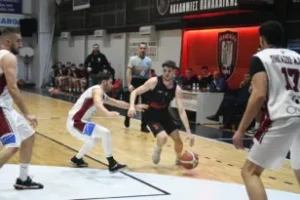 Και στην κακή της μέρα, η Παναχαϊκή είχε μέταλλο και τα κατάφερε στην καυτή Αγυιά