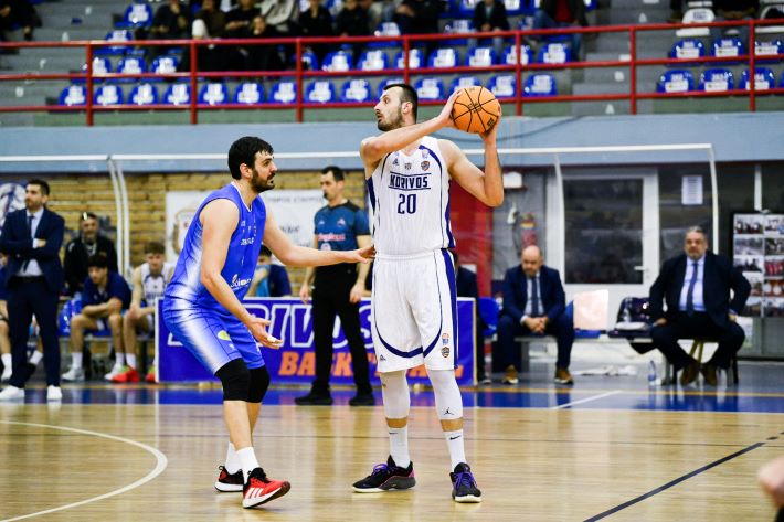 Κοροιβάρα για σπουδαία πράγματα, υπέταξε και τον Ερμή με φοβερό Πλώτα