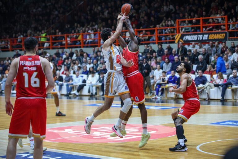 Τα 33 λεπτά του προγράμματος ”ΝΟΥΣ” απέναντι στον Ολυμπιακό, σε ένα ματς που κρίθηκε στο σουτ