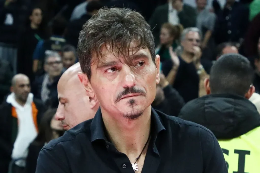 Γιαννακόπουλος: “΄Εχετε τάλεντο, έχετε αρχ@@@, τελειώστε τους”