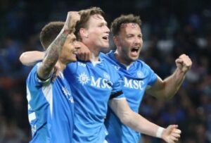 Στην «αγκαλιά» της Νάπολι η Serie A (pic)