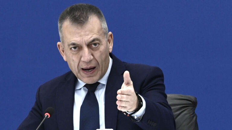 “Δεν είναι απαραίτητη η κοινή παρουσία των Αγγελόπουλων και του Γιαννακόπουλου”