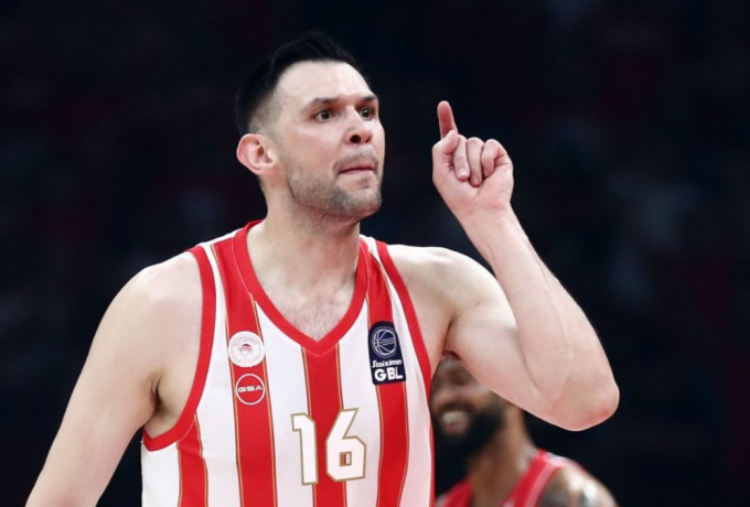 Μένει στον Ολυμπιακό ο Παπανικολάου, αρνήθηκε όμως μείωση και επέκταση του συμβολαίου